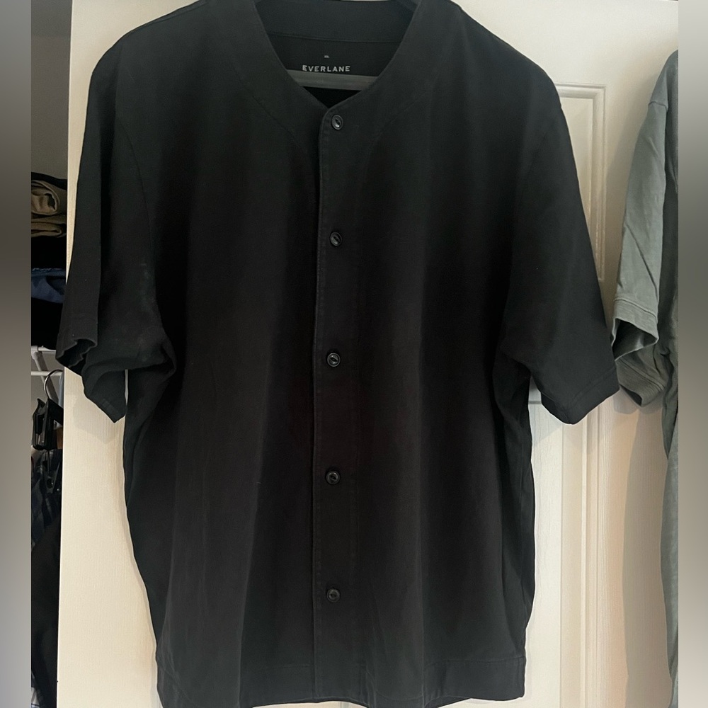 Everlane Black Short Sleeve Shirt
